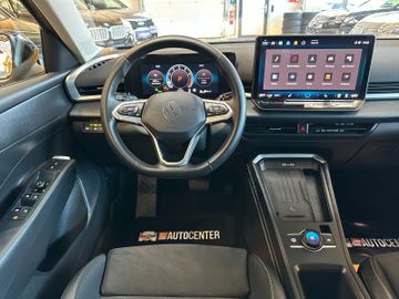Volkswagen T-Roc *1.HAND*19%*LKHZ*ACC*CARPLAY*MASSAGE*CAM