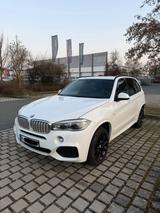 BMW X5 xDrive40d -M Paket/NAVI/Head Up/Keyless - BMW X5 Gebrauchtwagen in Nürnberg