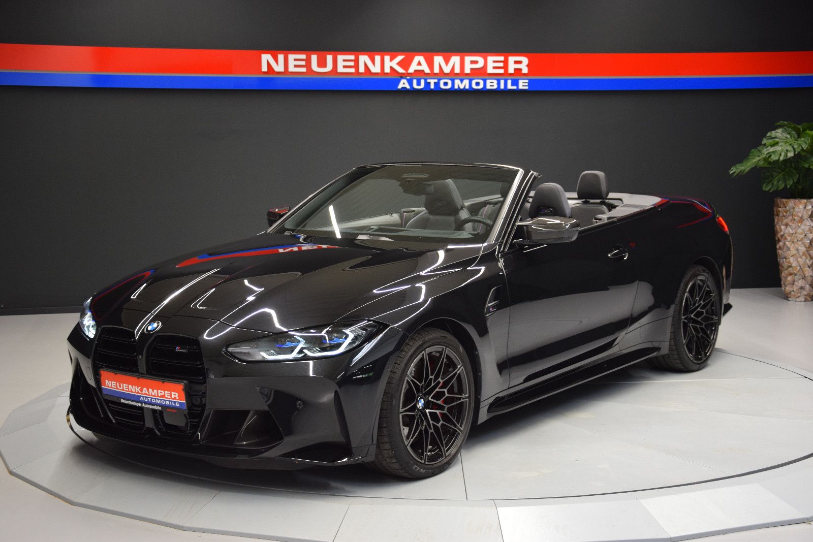 Fahrzeugabbildung BMW M4 Cabrio xDrive Competition ACC 360° H&k Leder