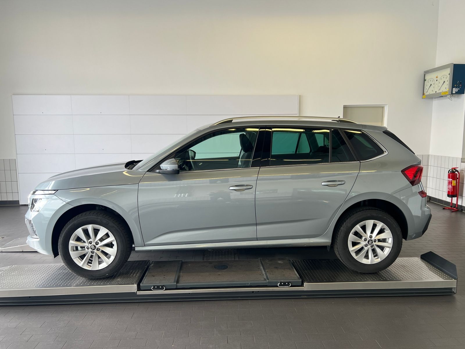 Fahrzeugabbildung SKODA Kamiq Selection 1.0 TSI DSG *ACC, LED, Kamera, S