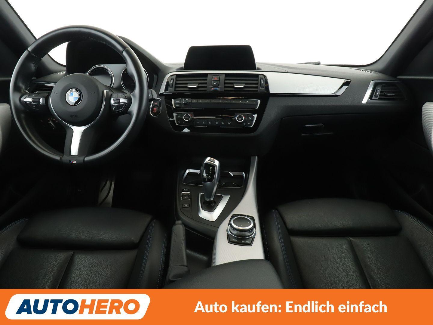 BMW 120i M Sport Aut.*NAVI*TEMPO*PDC*SHZ*