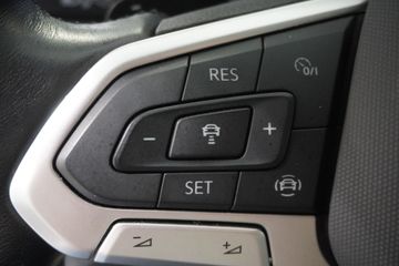 Volkswagen Tiguan - 12