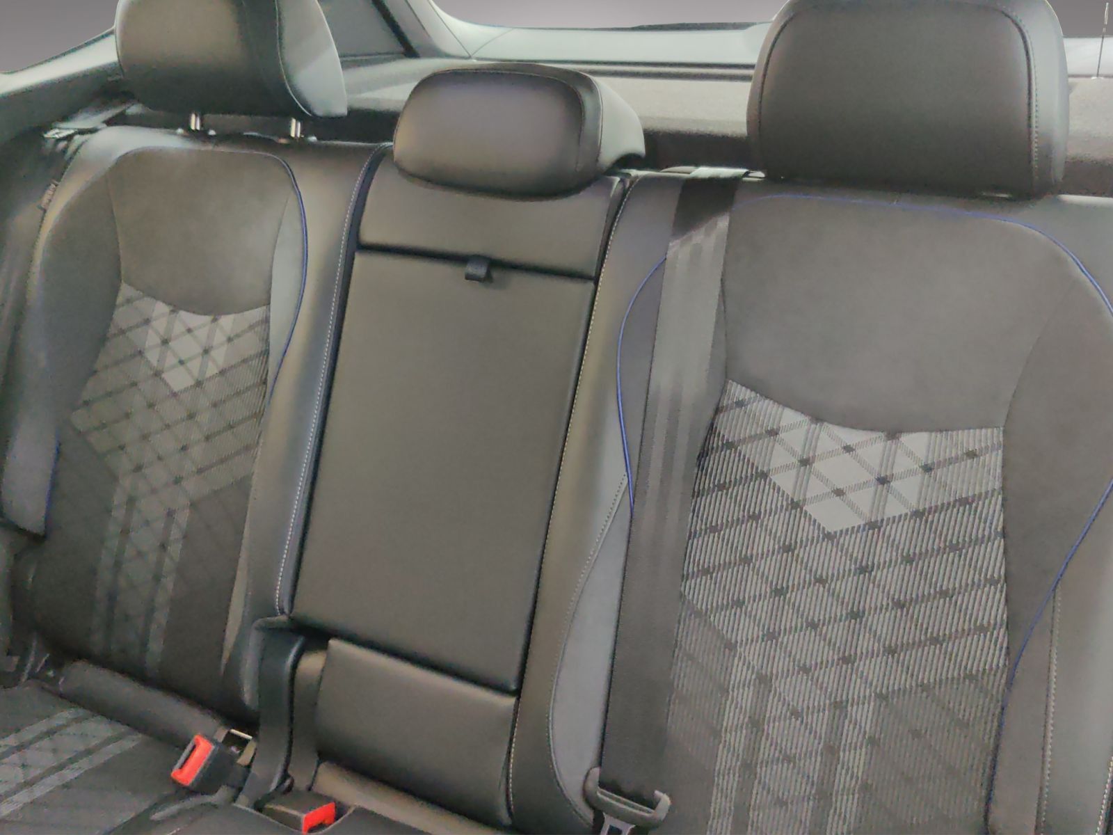 Volkswagen Tiguan - Bild 13