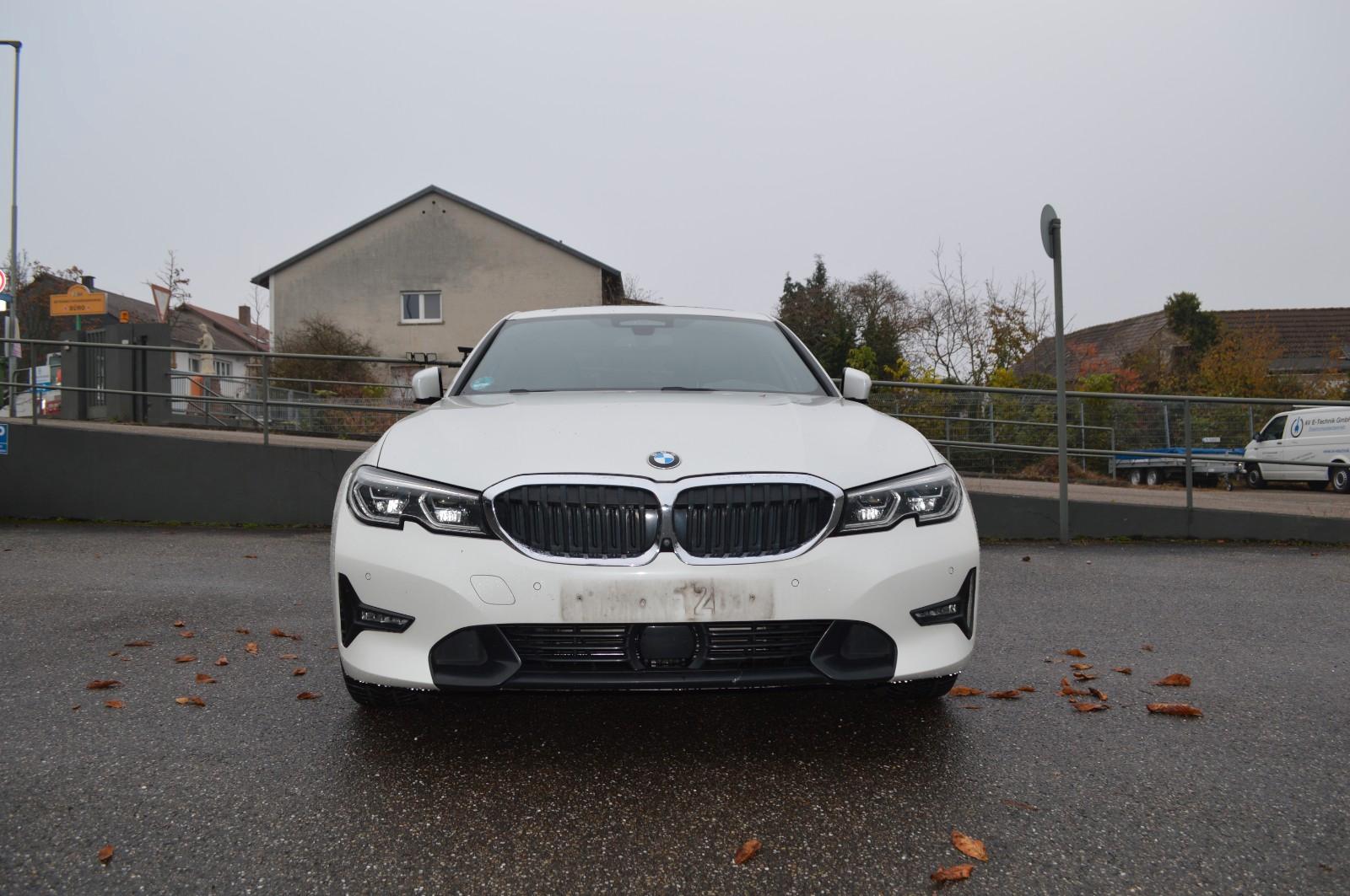 BMW 330 3 Limousine 330 d xDrive Sport Line