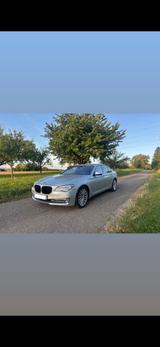 BMW 750i F01 LCI - BMW 750 in Stuttgart