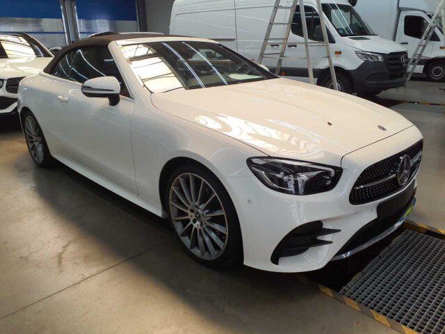 Fahrzeugabbildung Mercedes-Benz E200 Cab AMG HughEndMBUX Business AIRSCARF Totwi