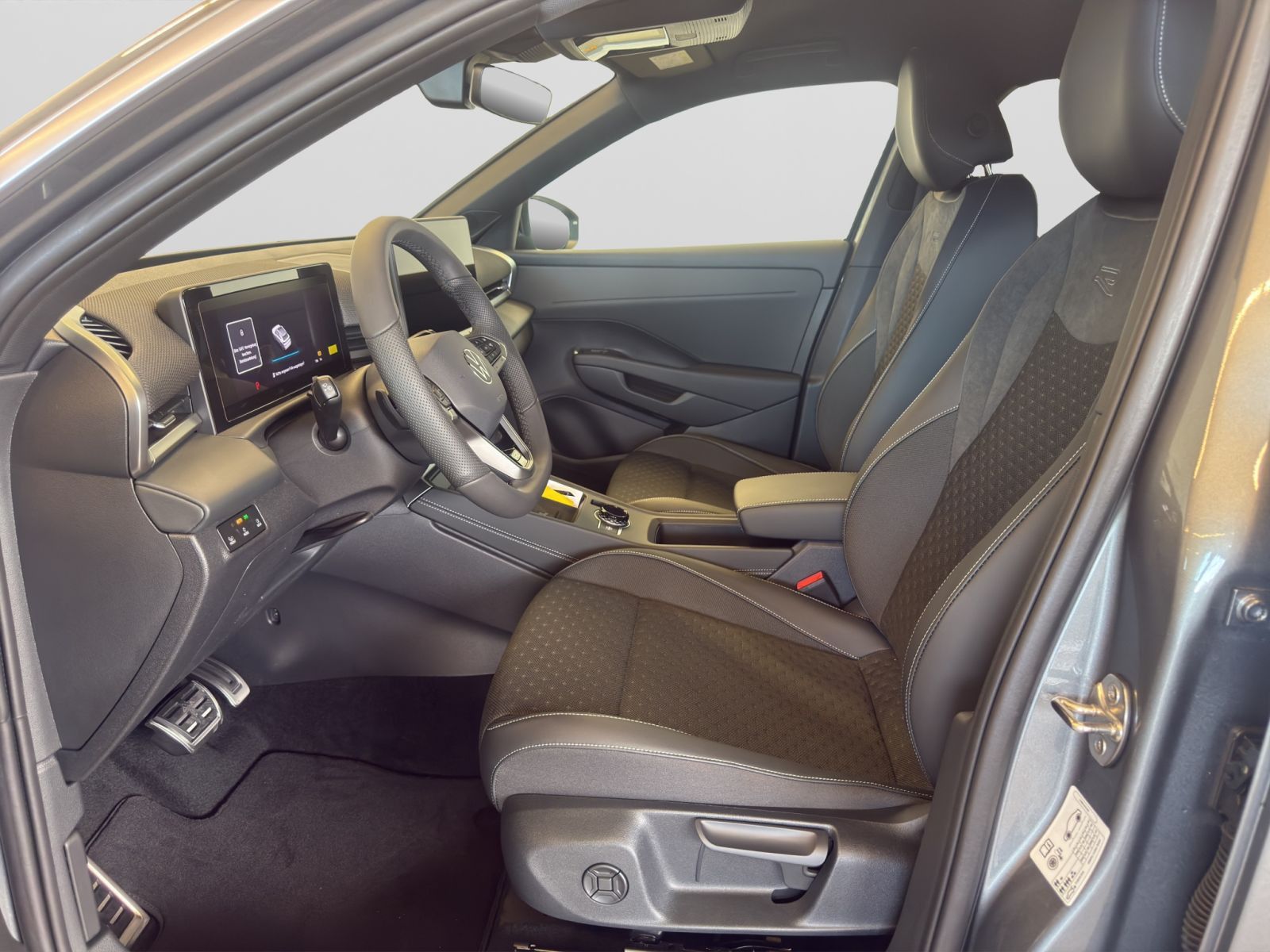 Volkswagen T-Roc - Bild 10