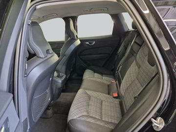 Volvo XC60 - 11