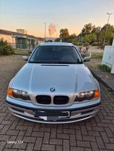 BMW 318i - - BMW 318 aus 1999: 318i