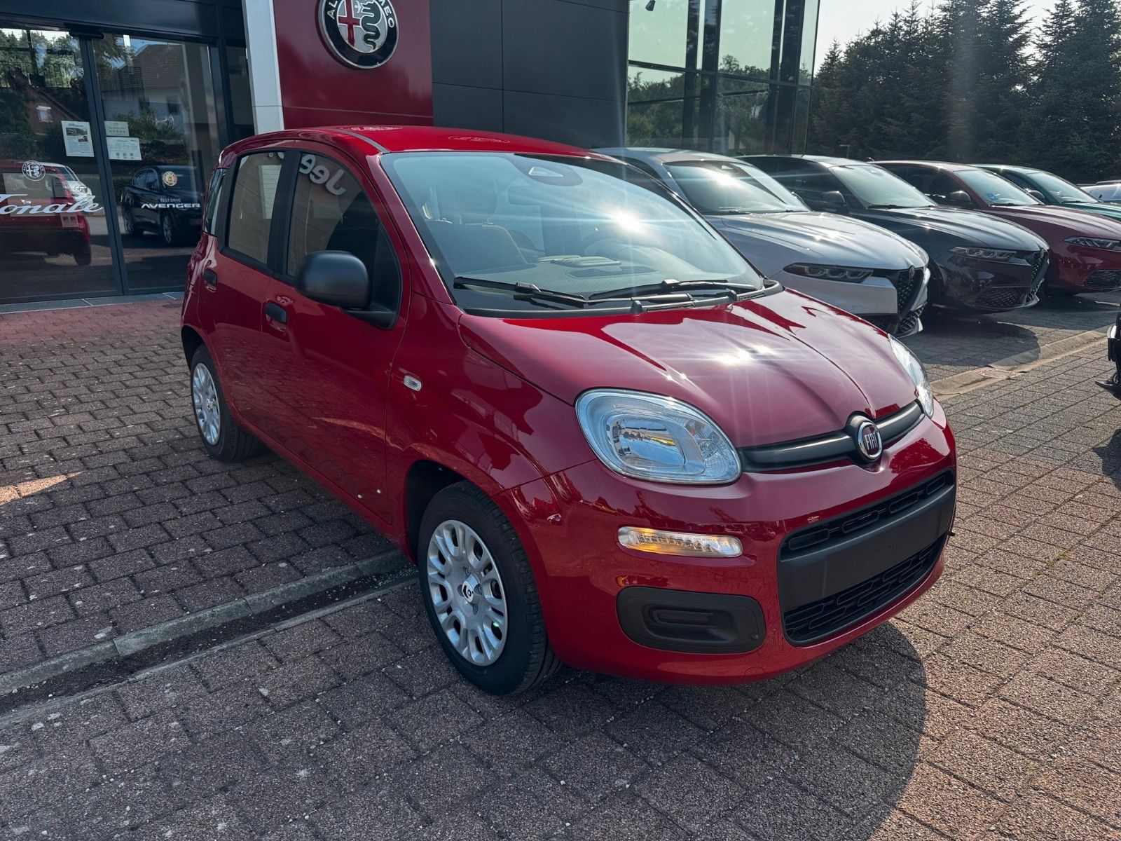 Fahrzeugabbildung Fiat Panda 1.0 GSE Hybrid DAB KLIMA VIRTUEL. COCKPIT