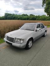 Mercedes-Benz Mercedes E 200 D wenig Kilometer - gebrauchte Mercedes-Benz E 200 aus dem Jahr 1993