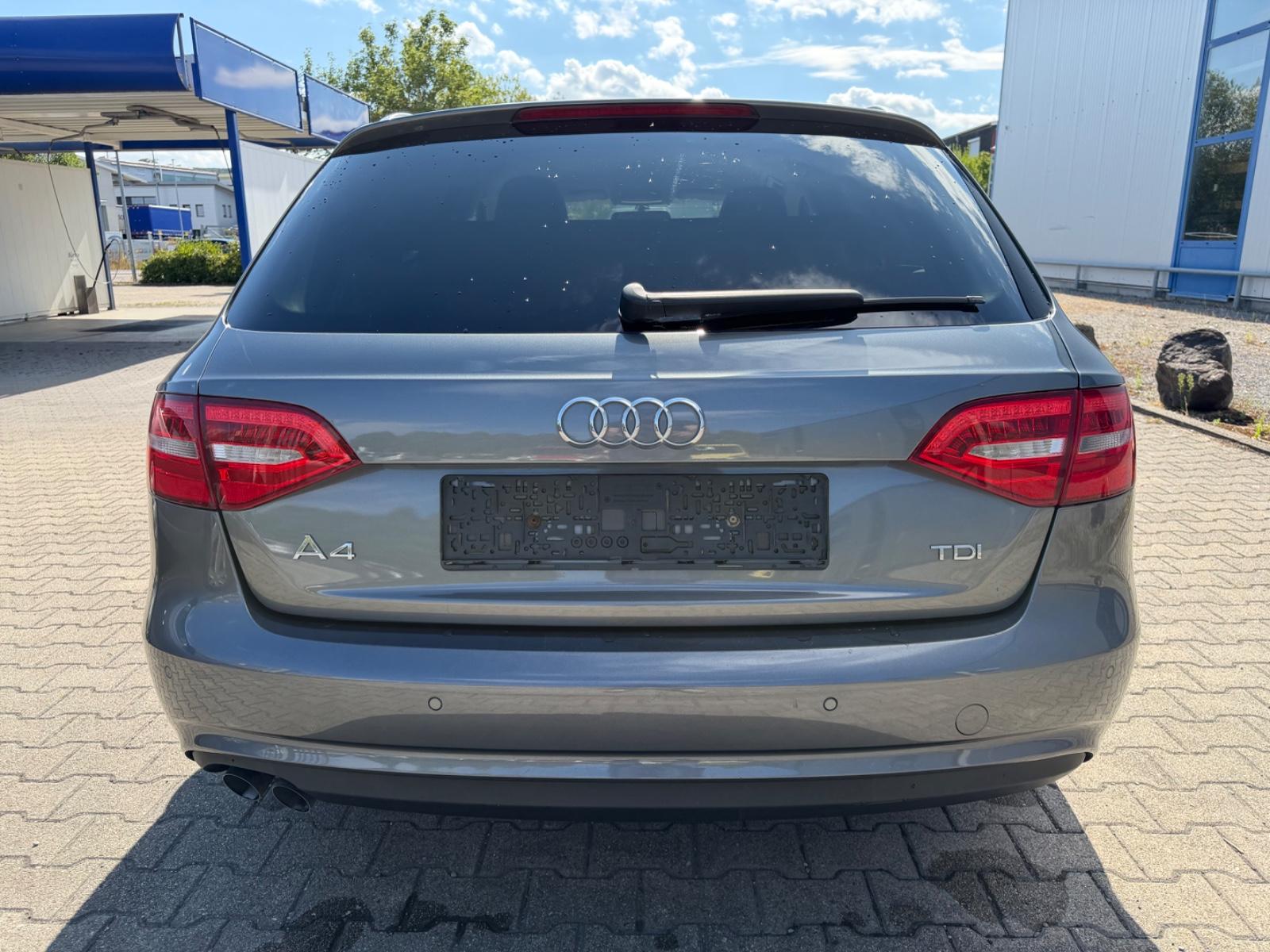 Audi A4 2013 — photo 5