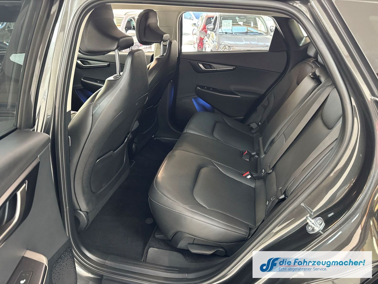 Fahrzeugabbildung Kia EV6 Earth 2WD HUD Navi Digitales Cockpit Memory