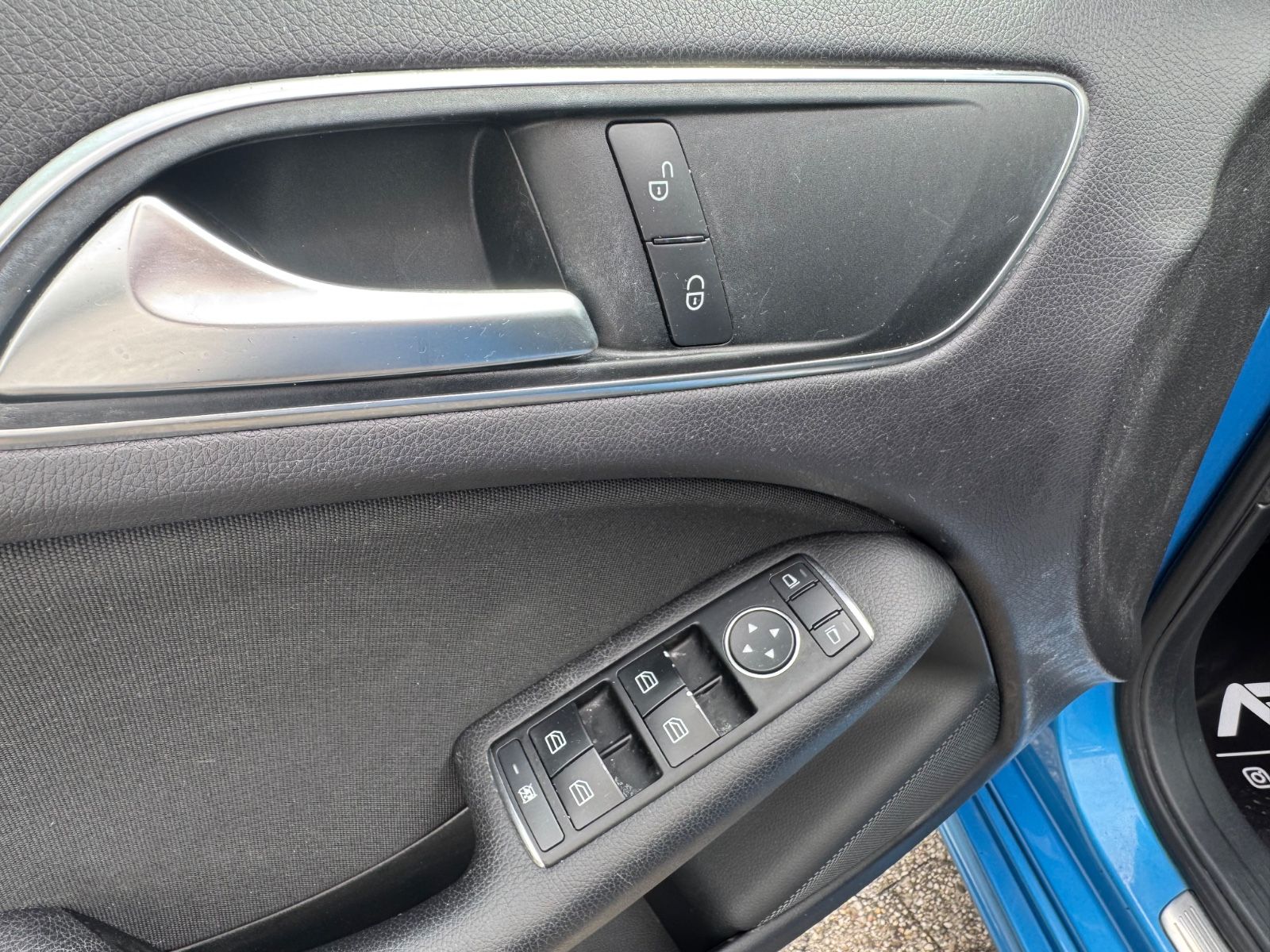 Fahrzeugabbildung Mercedes-Benz B 180 CDI/Edition E/Navigation/SHZ/MFL/ALU/