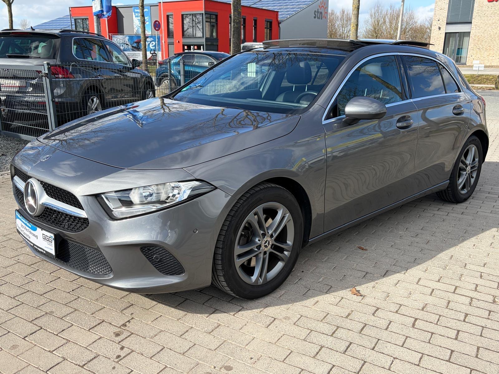 Mercedes-Benz A 200 Progressive Pano Navi Temp Widescreen SHZ