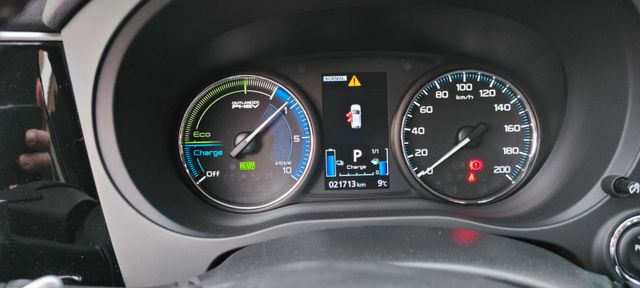 Mitsubishi Outlander 2.4 PHEV PLUG-IN HYBRID 4WD Basis...