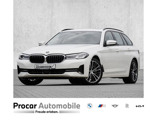 BMW 540d xDrive PANO+AHK+DA PROF+PA+LC PROF+19"