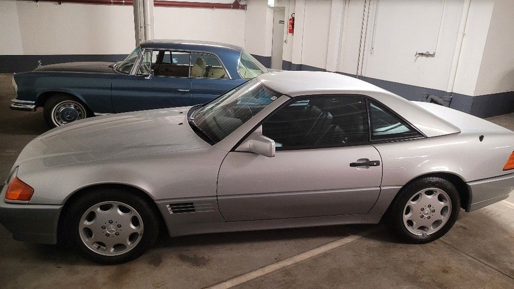 Mercedes-Benz SL 300