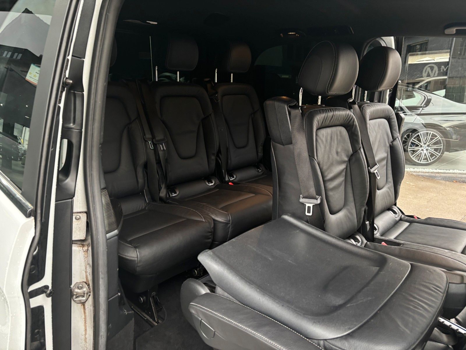 Fahrzeugabbildung Mercedes-Benz V 250d *8-Sitzer*Burmester*Ambiente*360°*Memory