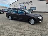 Skoda Superb Combi Comfort Tempomat. - Skoda Superb mit Benzin-Antrieb: Comfort
