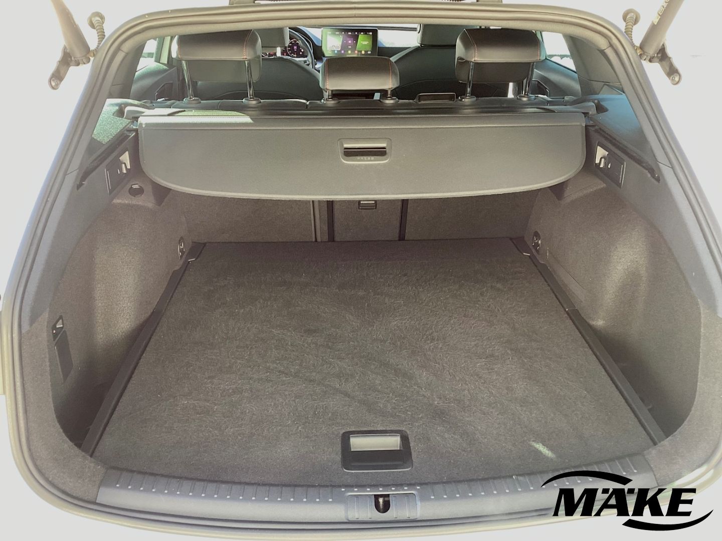 Leon ST FR-Line 1.5 eTSI DSG ACC AHZV LED ALU