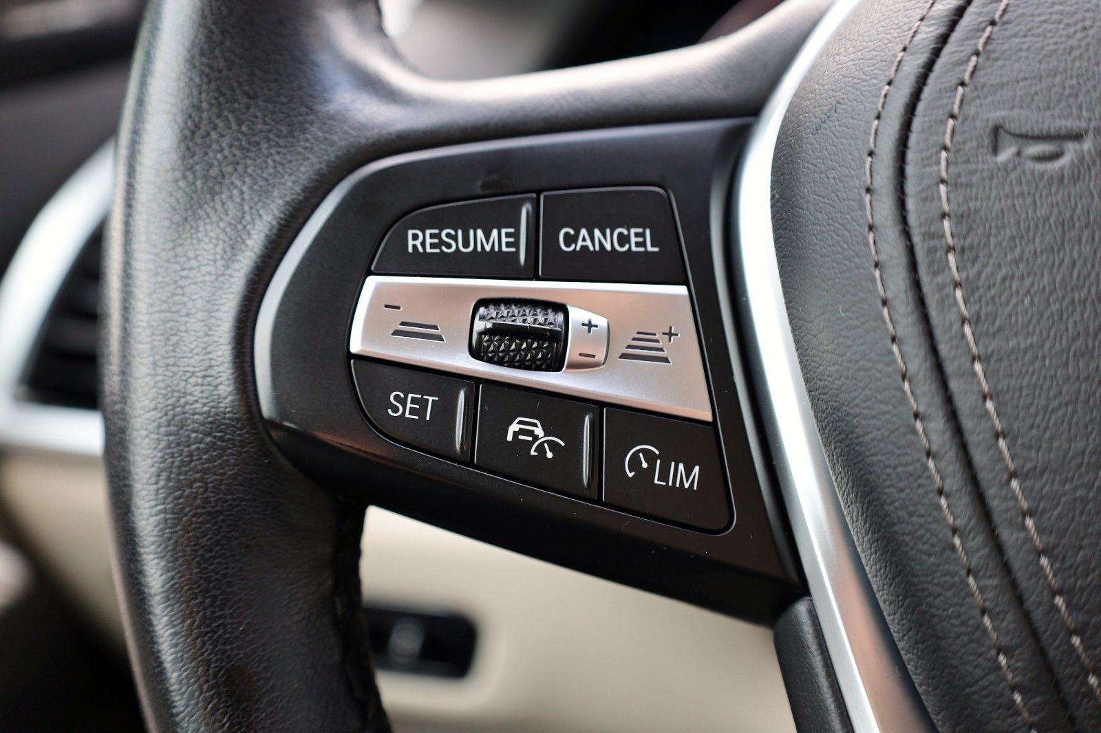 Fahrzeugabbildung BMW X5 xDrive 30d,Leder,Navi,LED,SH,H&K,Kamera,ACC