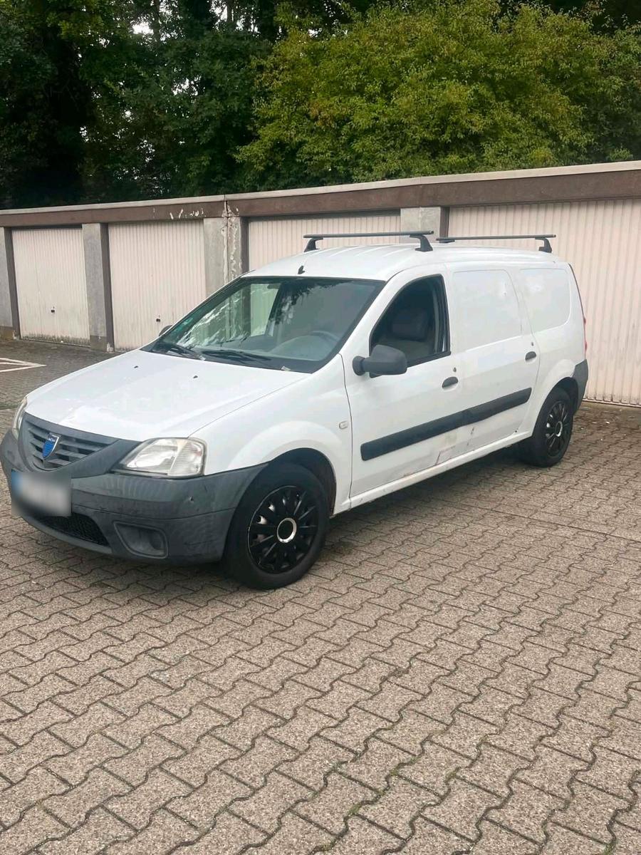 Dacia Logan 2007 — rear view