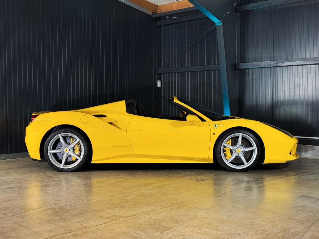 Ferrari 488 Spider
