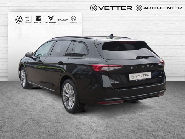 Fahrzeugabbildung SKODA Superb Combi 2.0 TDI Selection 4x4 DSG AHK NAVI