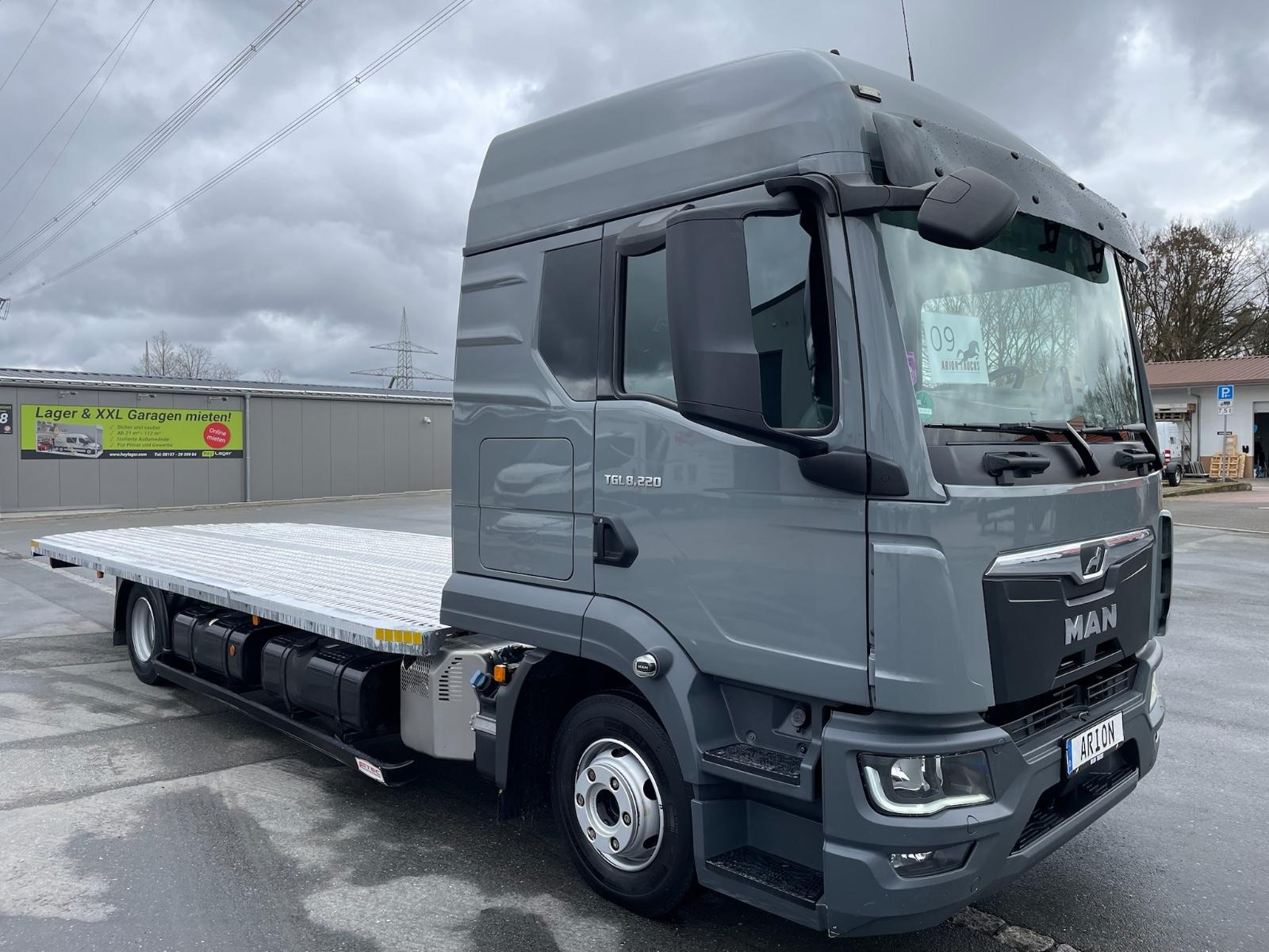 MAN TGL 8.220 Autotransporter/WINCH/AHK/2xBett/EU6d