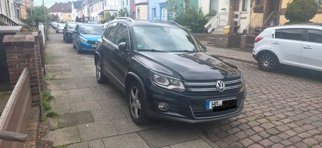 VW Tiguan 2.0 TDI SCR DSG 4MOT BMT LOU Track &amp; ...