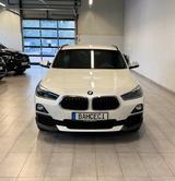 BMW X2 20i Autom.*KEYl*Navi+*ParkA*HUD*DrivA*HiFi* - BMW X2 Gebrauchtwagen in München