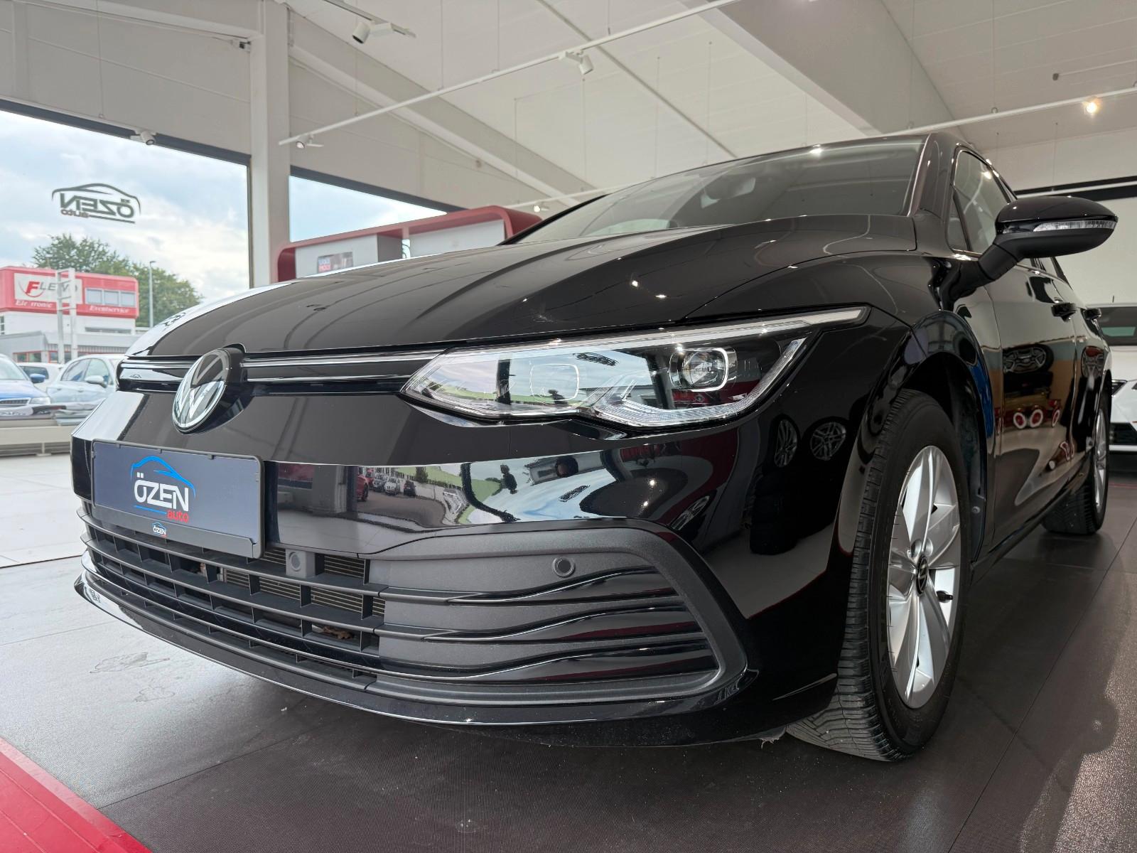 Volkswagen Golf VIII Life *APPS*NAVI*AMBIENTE*LED-PLUS*