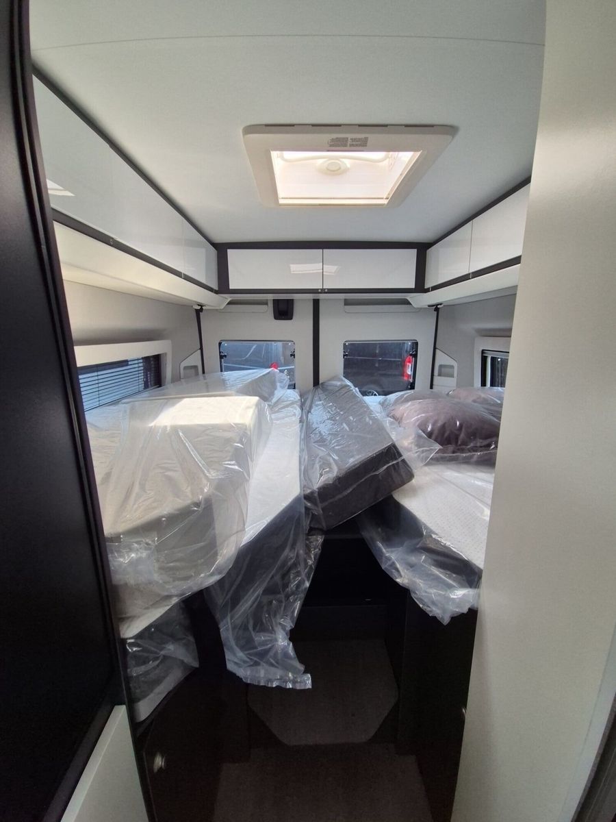 Fahrzeugabbildung Adria Twin Supreme 640 SLB Markise,Lith,Solar,Radio...