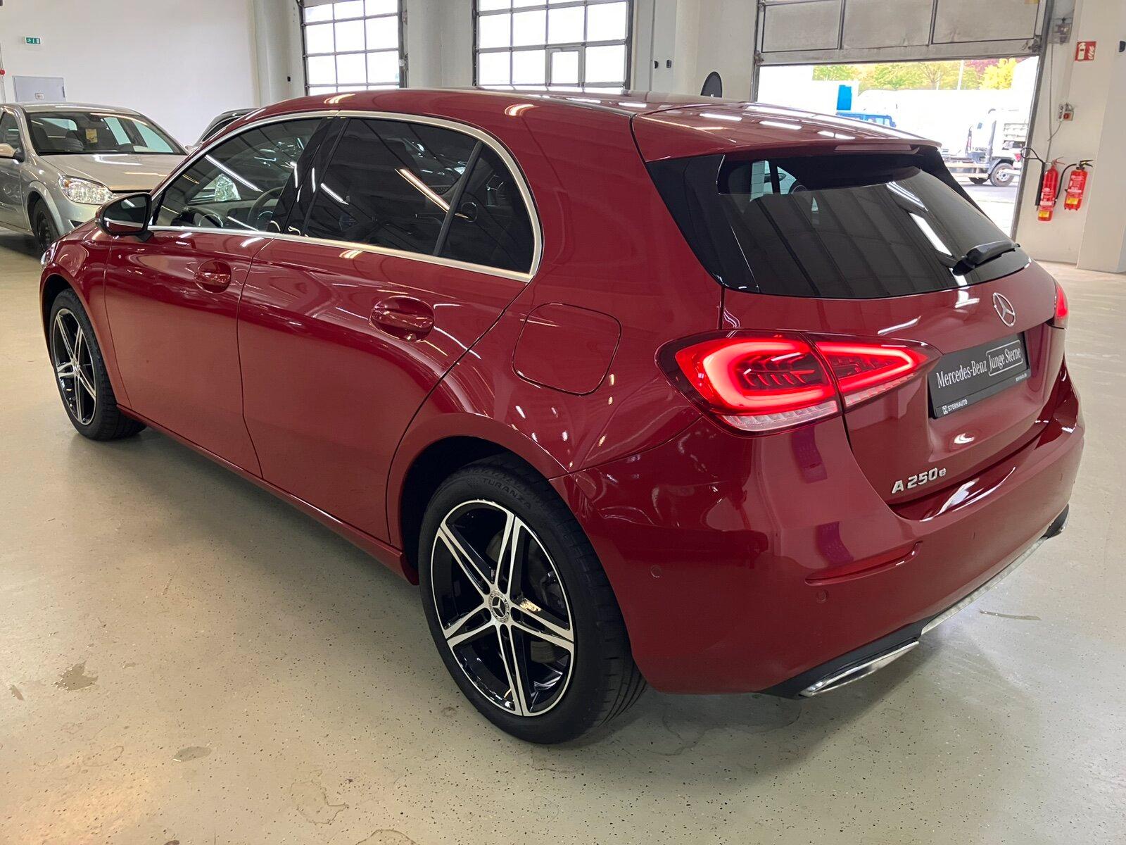 Mercedes-Benz A 250 e Progres MBUX RüCam LED Spur DABCarPlay