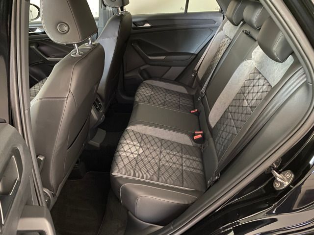 T-Roc R-Line 1.5 TSI DSG PANO+AHK+NAVI