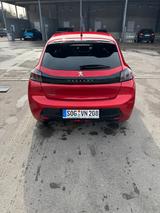 Peugeot 208 PureTech 100 EAT8 Active Pack Active Pack - Peugeot 208 von privat