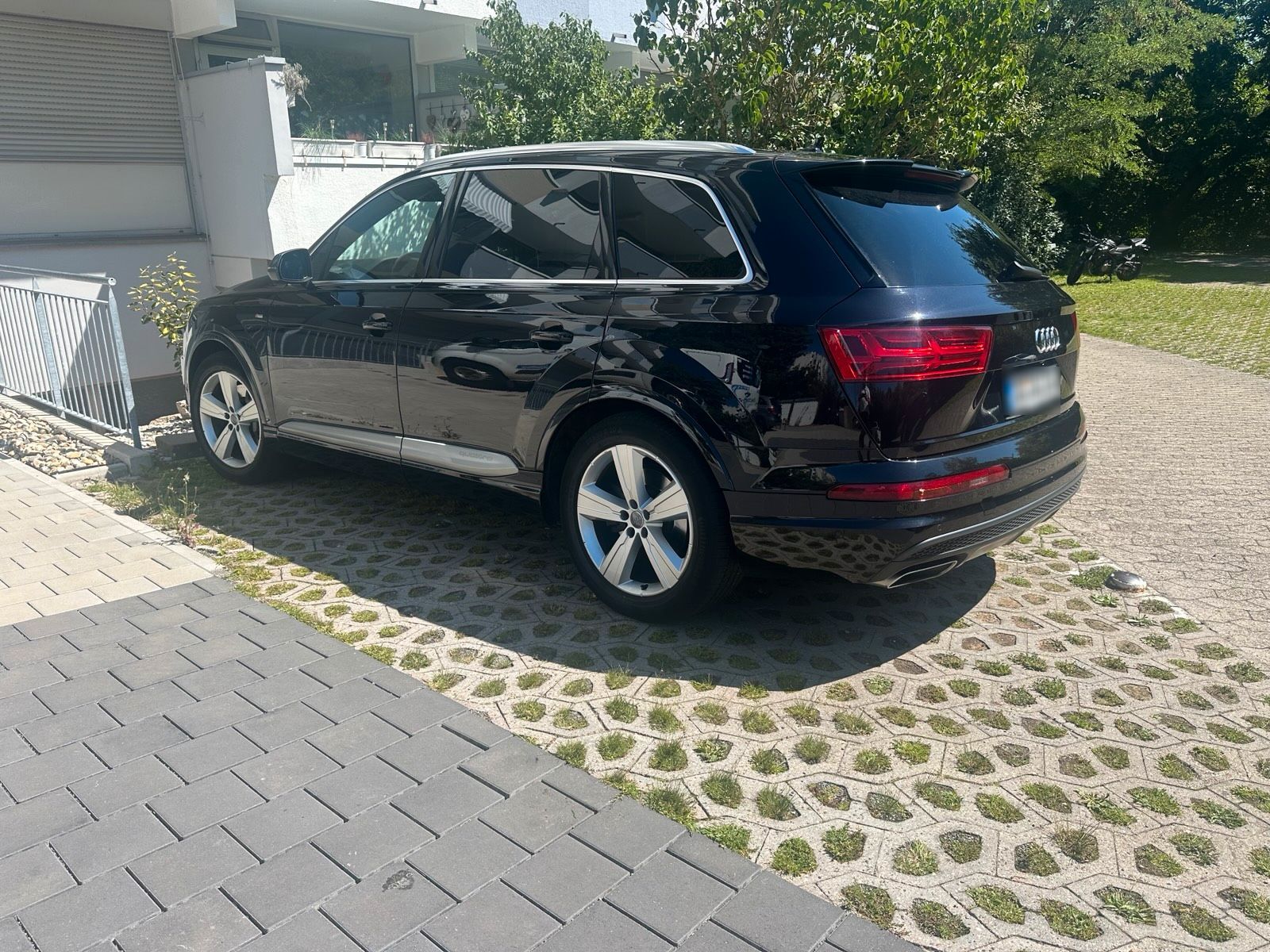 AUDI Audi Q7 7 Sitzer
