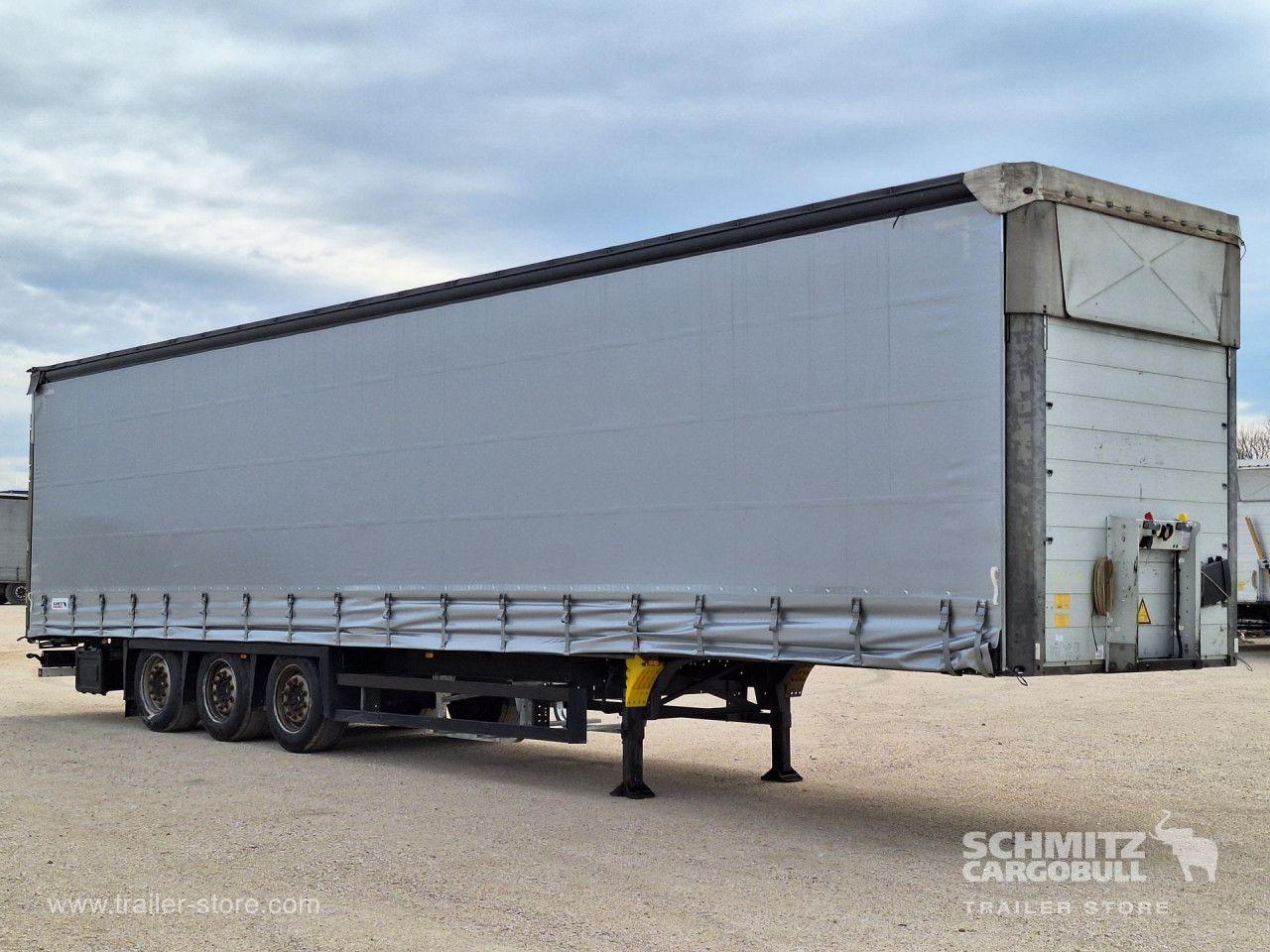 Schmitz Cargobull Curtainsider Mega