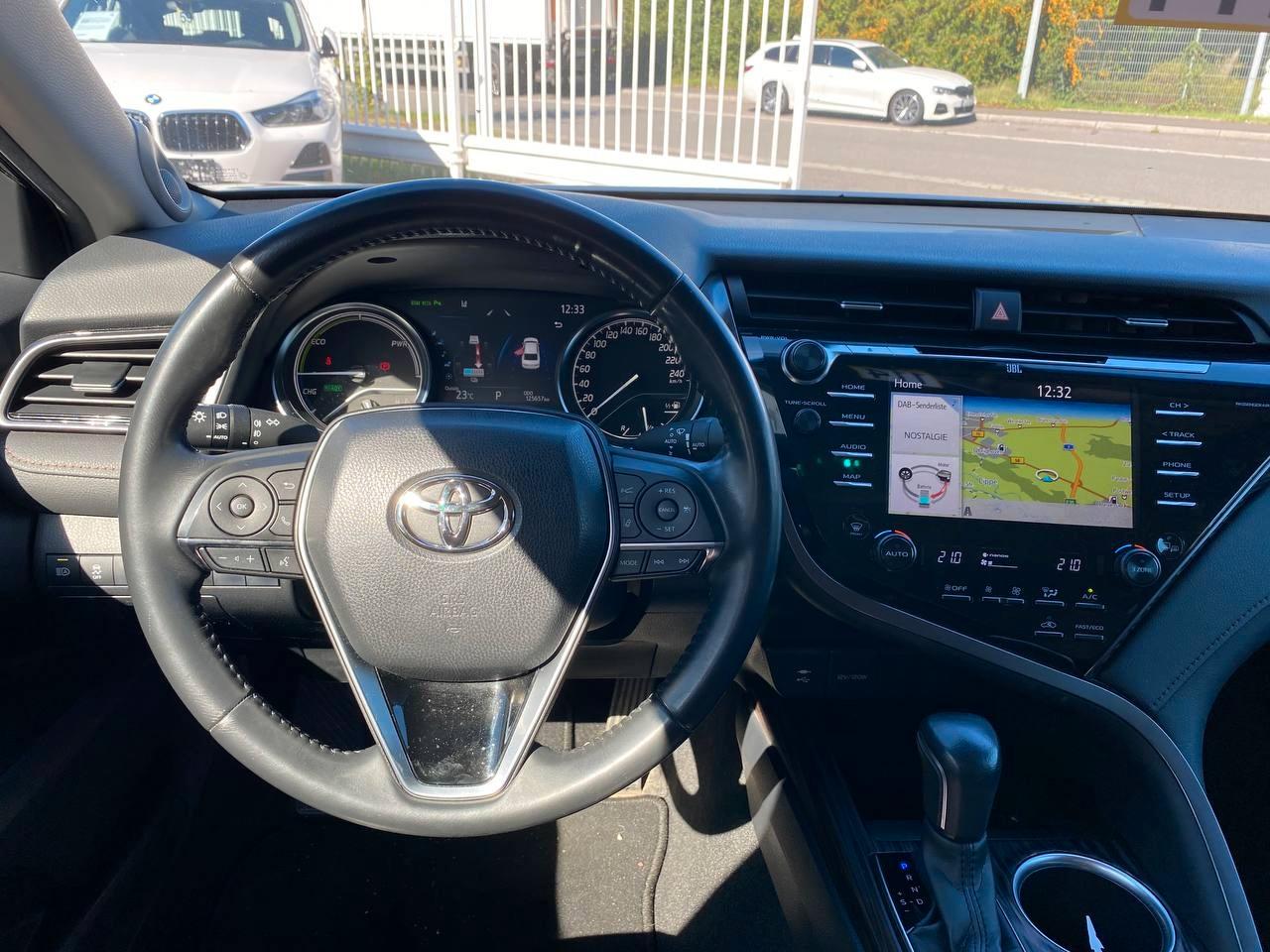 Toyota Camry Hybrid Executive Scheckheft 1.Hand