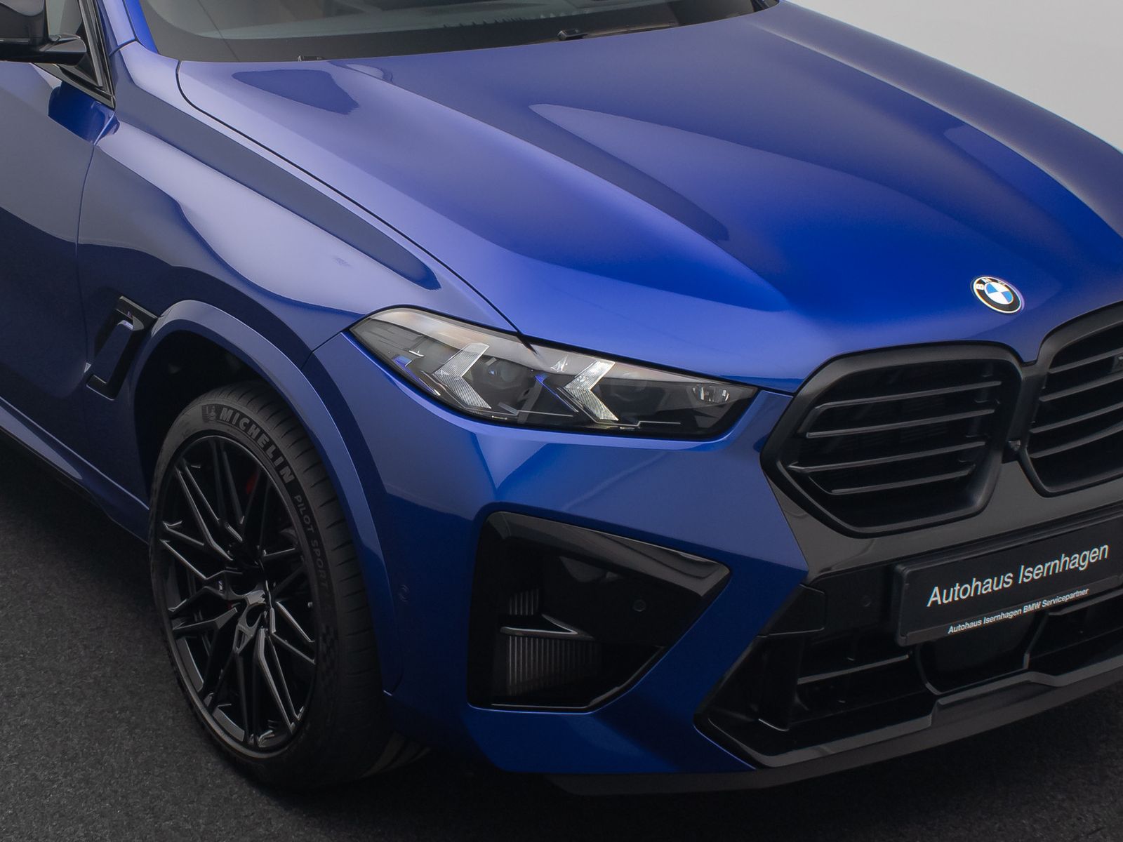 Fahrzeugabbildung BMW X6 M Competition DAB Massage 360&deg; SoftClose Voll