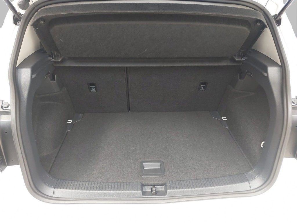 Fahrzeugabbildung Volkswagen T-Cross 1.0 TSI Goal Navi LED