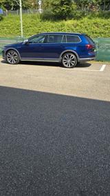 Volkswagen Passat Alltrack 2.0 TDI SCR 176kW DSG 4MOT A... - blaue Volkswagen Passat Alltrack