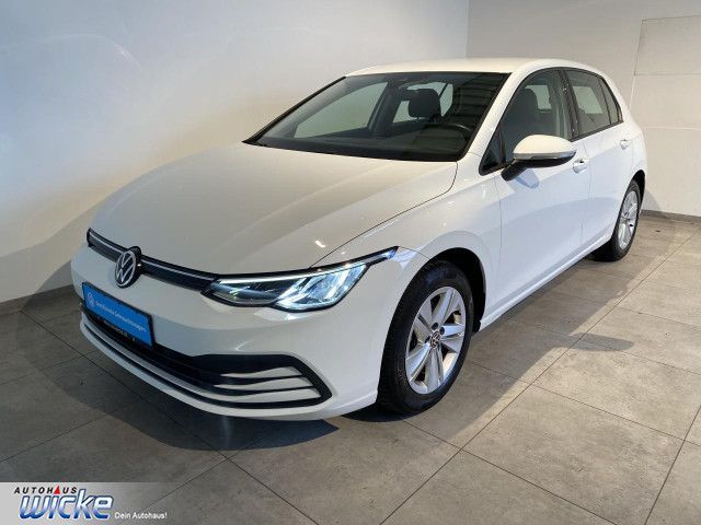 Golf VIII 1.5 TSI DSG Life NAVI KLIMA PDC LED