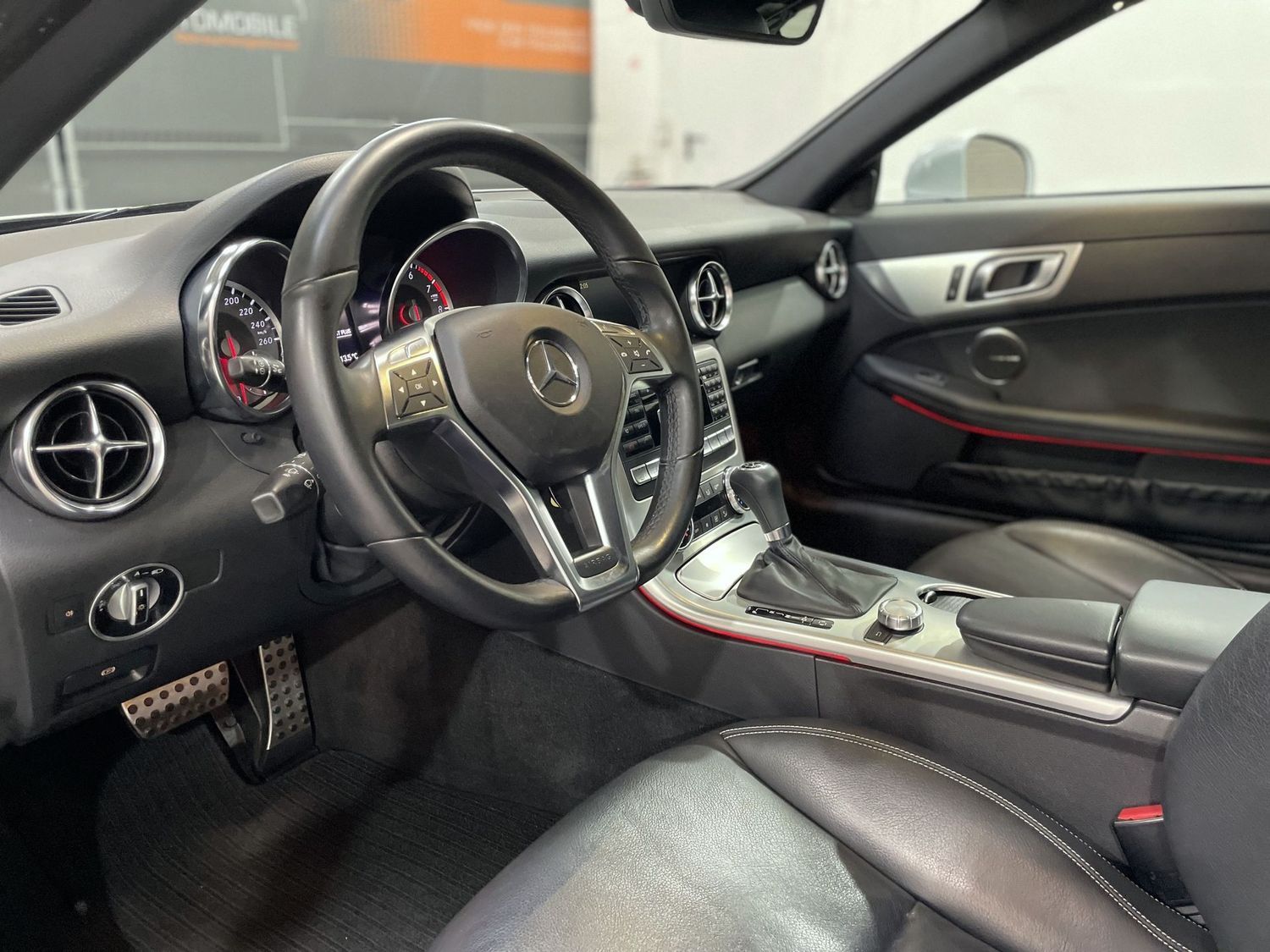 Fahrzeugabbildung Mercedes-Benz SLK 200 Sport #Leder#Bi-Xenon#H&K#ACC#Airscarf