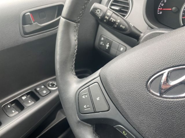 Fahrzeugabbildung Hyundai i10 1.2 YES! Klimaanlage, Sitzheizung