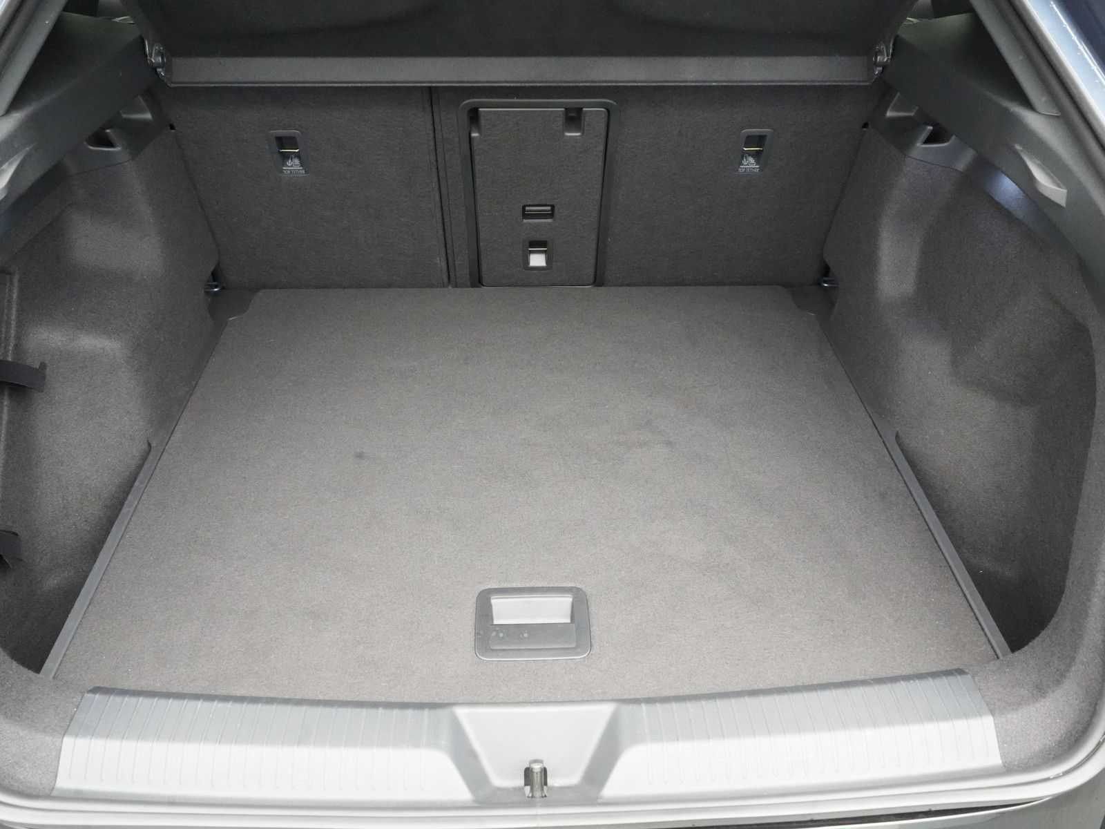 Cupra Tavascan - Bild 5