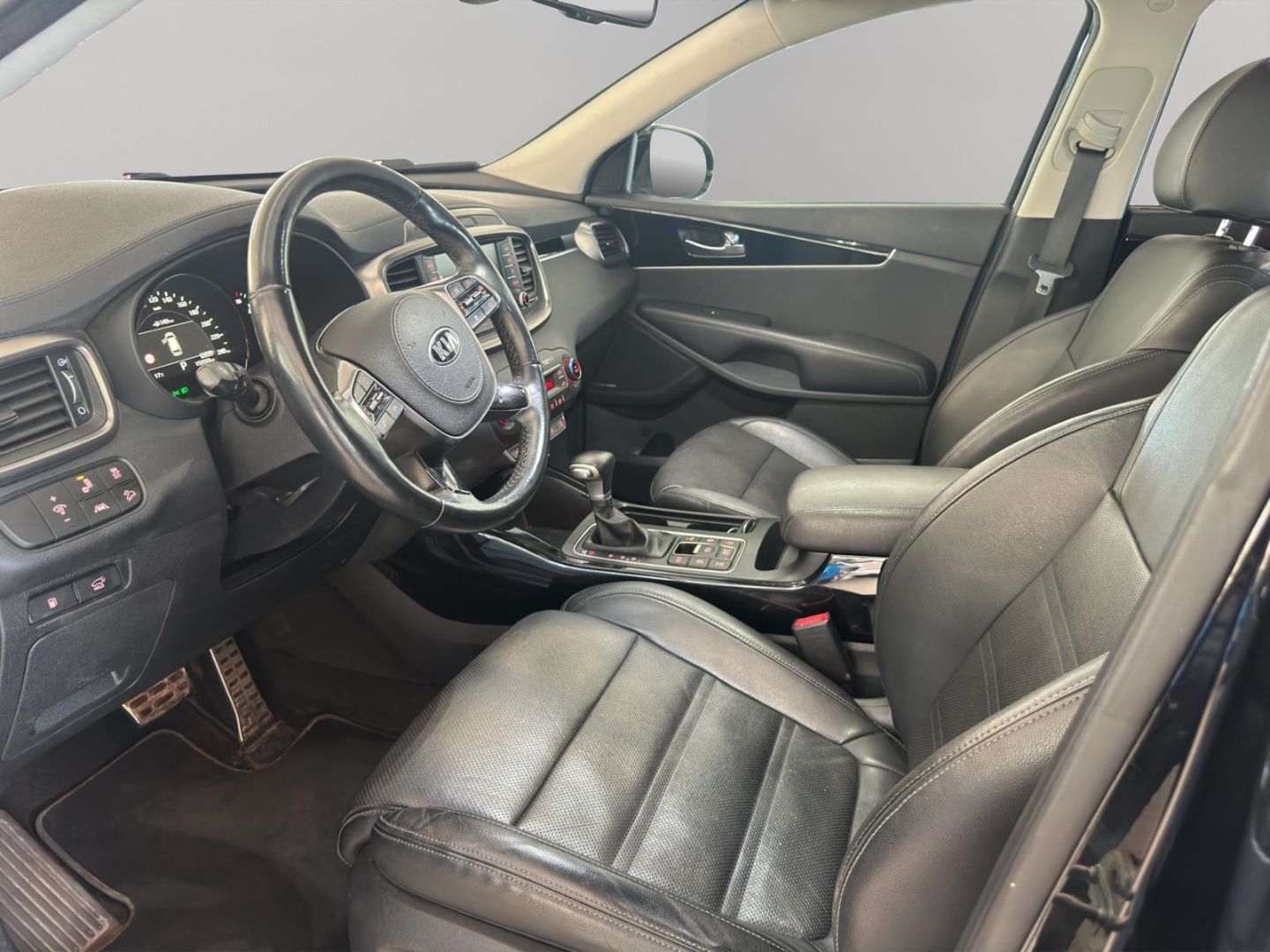 Fahrzeugabbildung Kia Sorento Platinum Edition 4WD HUD PANO 360 Kamera
