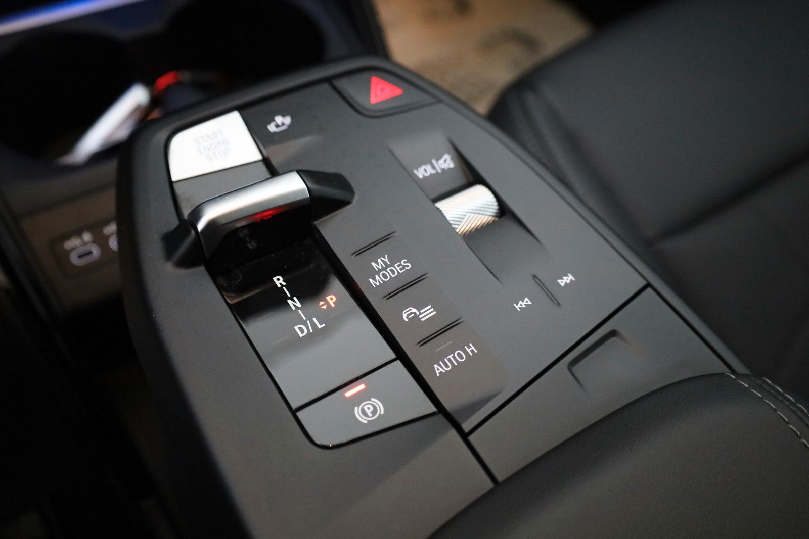 Fahrzeugabbildung BMW X1 25e xDrive Leder,Navi,LED,Kamera,Park Paket