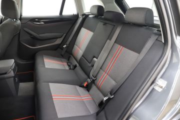 BMW X1 - 11